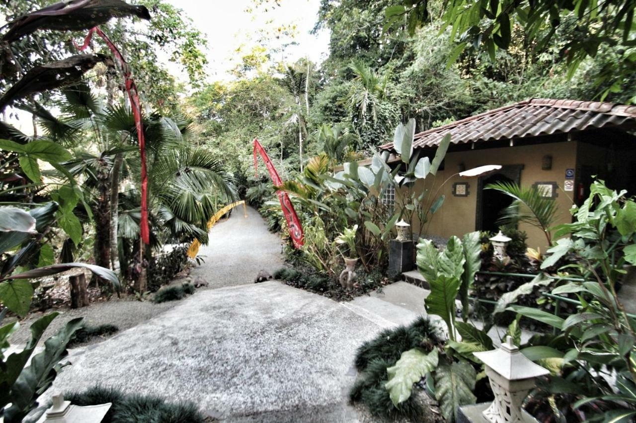 Waterfall Villas Baru Extérieur photo