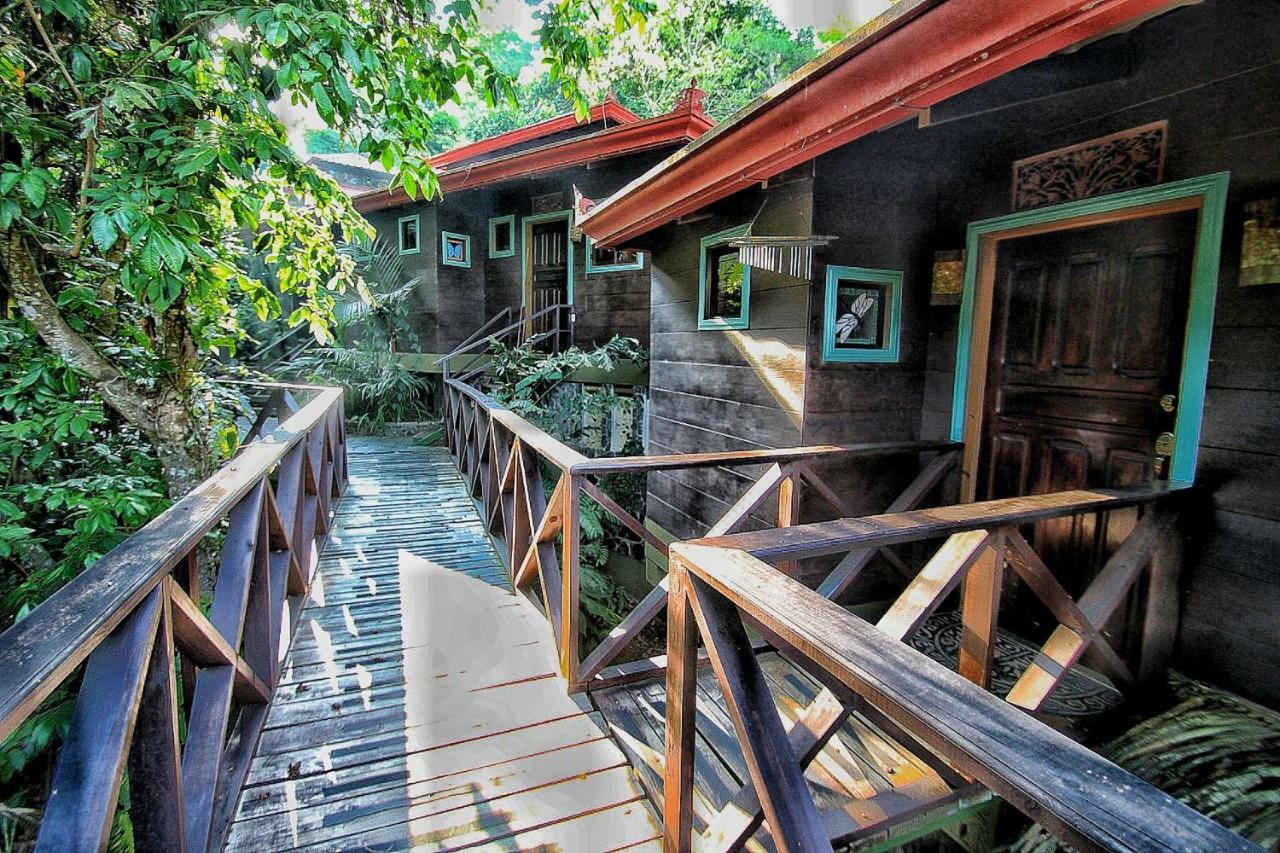 Waterfall Villas Baru Extérieur photo